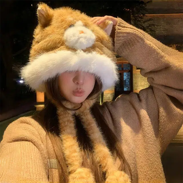 雅鹿 可爱猫咪毛绒雷锋帽秋冬季防寒加绒保暖百搭护耳帽户外出行学生显脸小套头帽 聚酯纤维 绒线帽 男女同款情侣款 礼盒装