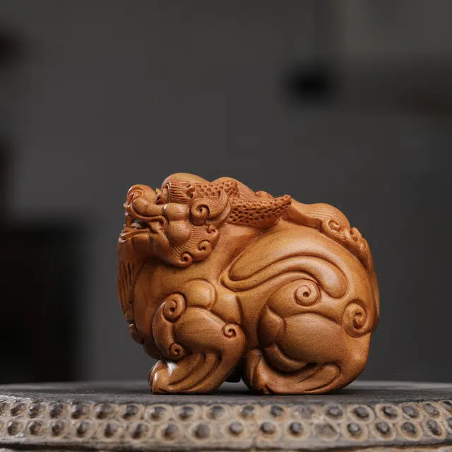 絮物 国风新中式望天貔貅招财纳福财源广进工艺品装饰品手工精细雕刻而成 老山檀 木作把件 男女同款情侣款