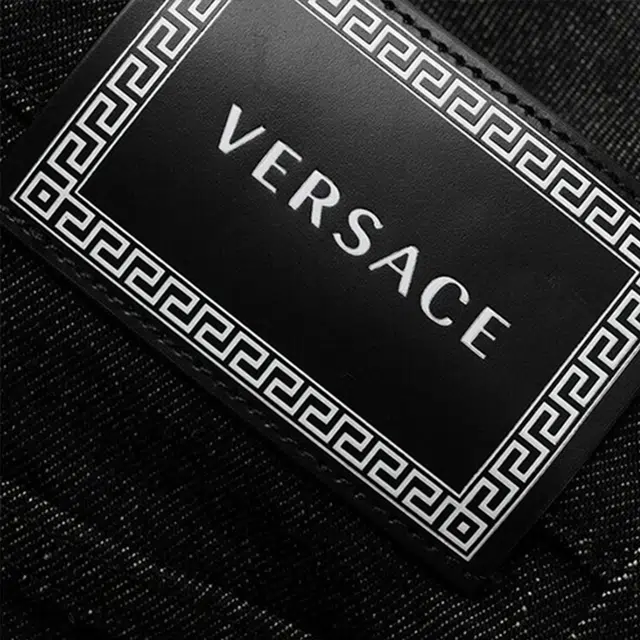 VERSACE
