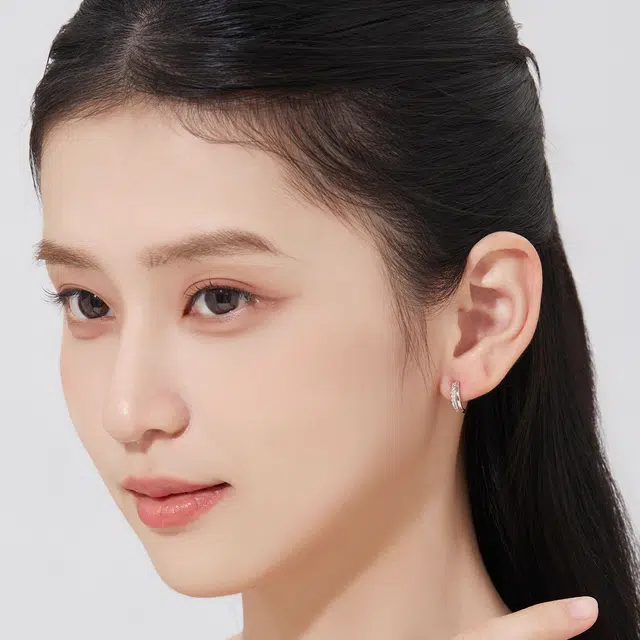 S925