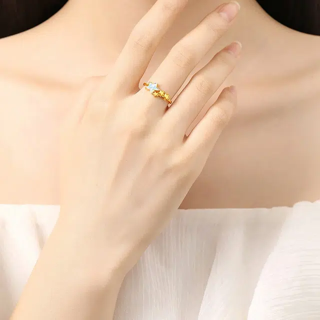 老凤祥 星星 精致轻奢高级感小众百搭设计温柔时尚 可爱甜美少女心表白恋爱极简百搭优雅高贵显气质 足金 按克计价 黄金戒指 女款