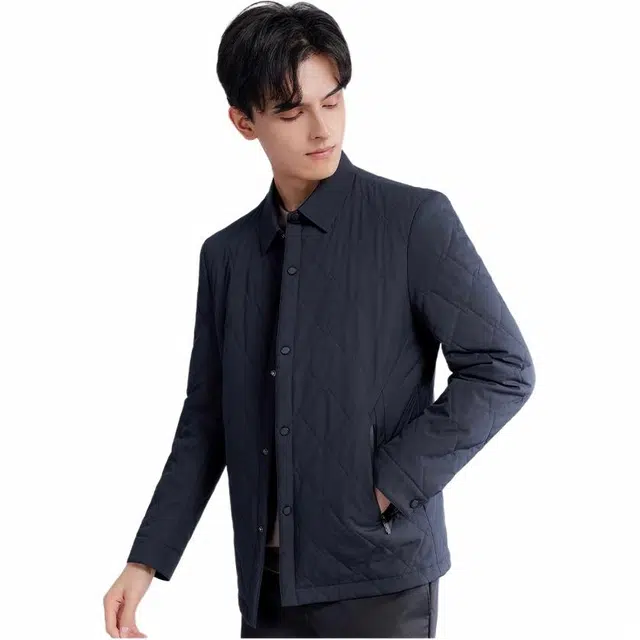 梦特娇 时尚舒适休闲翻领棉服 男款