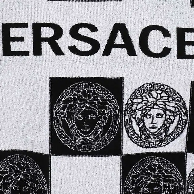 VERSACE