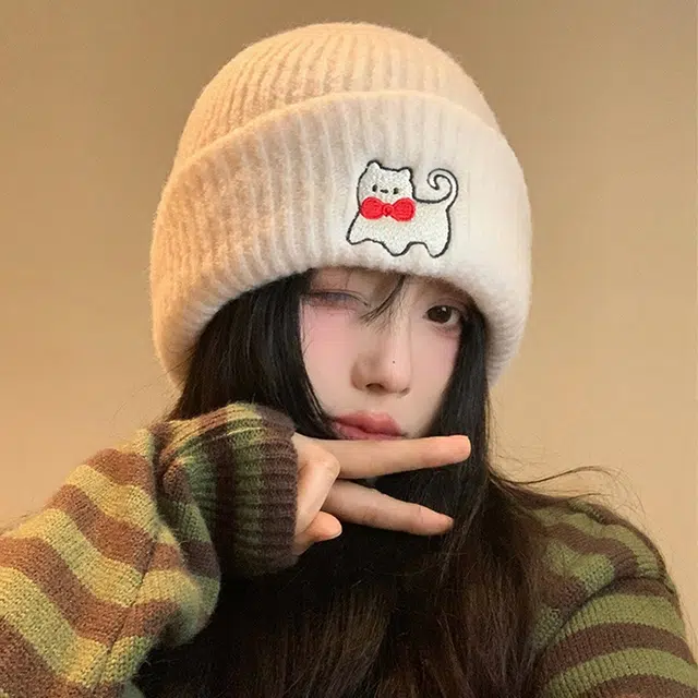 浪莎 可爱小猫刺绣针织毛线帽女生冬季韩版显脸小护耳帽子大头围保暖冷帽 涤纶 绒线帽 女款