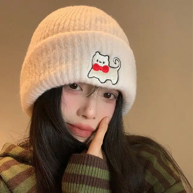 浪莎 可爱小猫刺绣针织毛线帽女生冬季韩版显脸小护耳帽子大头围保暖冷帽 涤纶 绒线帽 女款