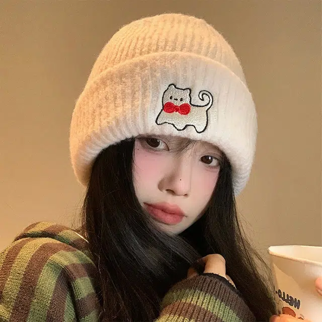 浪莎 可爱小猫刺绣针织毛线帽女生冬季韩版显脸小护耳帽子大头围保暖冷帽 涤纶 绒线帽 女款