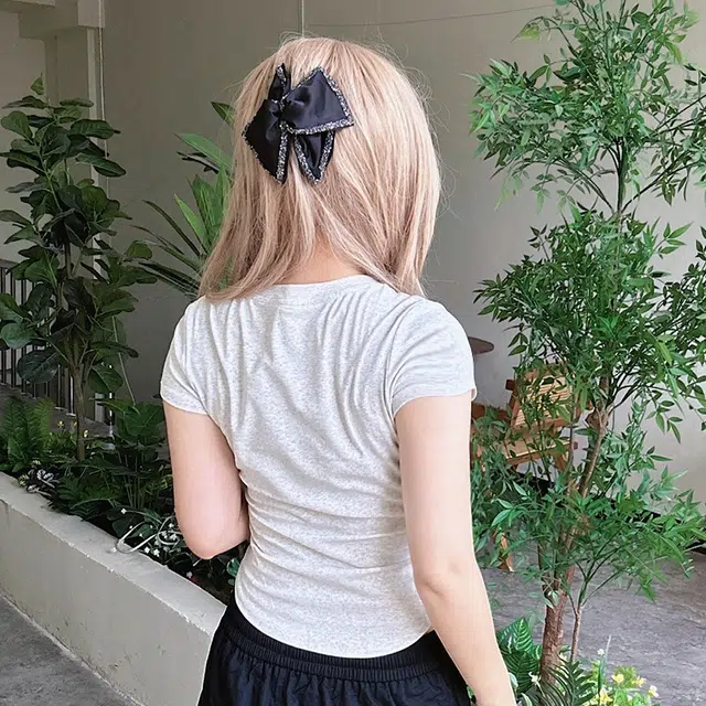 零界 缎面哑光闪钻边鲨鱼夹法式优雅精致轻奢日常通勤约会发饰 涤纶 发夹 男女同款情侣款