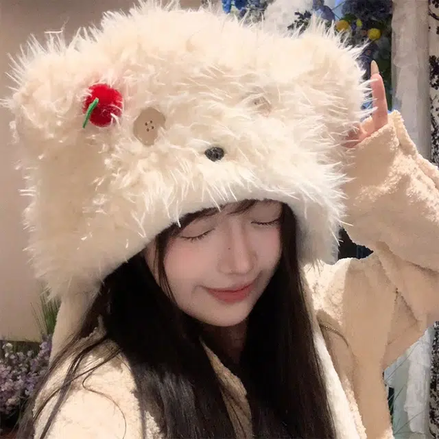 浪莎 可爱樱桃纽扣小熊毛绒帽冬季显脸小护耳帽加厚防寒保暖 涤纶 绒线帽 女款