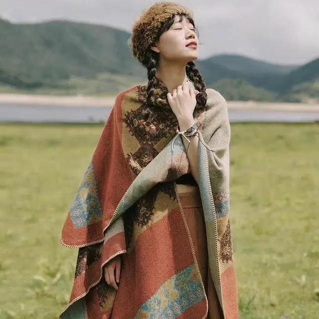 木林森 复古波西米亚民族风仿羊绒外搭旅游 披肩 男女同款情侣款