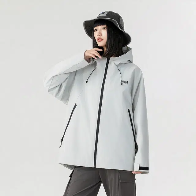 雅鹿  户外机能风百搭山系运动保暖外套登山三合一内胆宽松休闲纯色简约连帽  防水防风冲锋衣 男女同款 米白