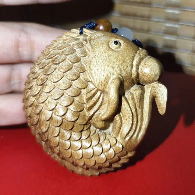 仙作美 金丝楠小叶桢楠枯木老料实木雕刻年年有鱼文玩手把件 楠木 摆件 男女同款情侣款
