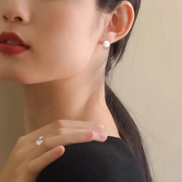 S925