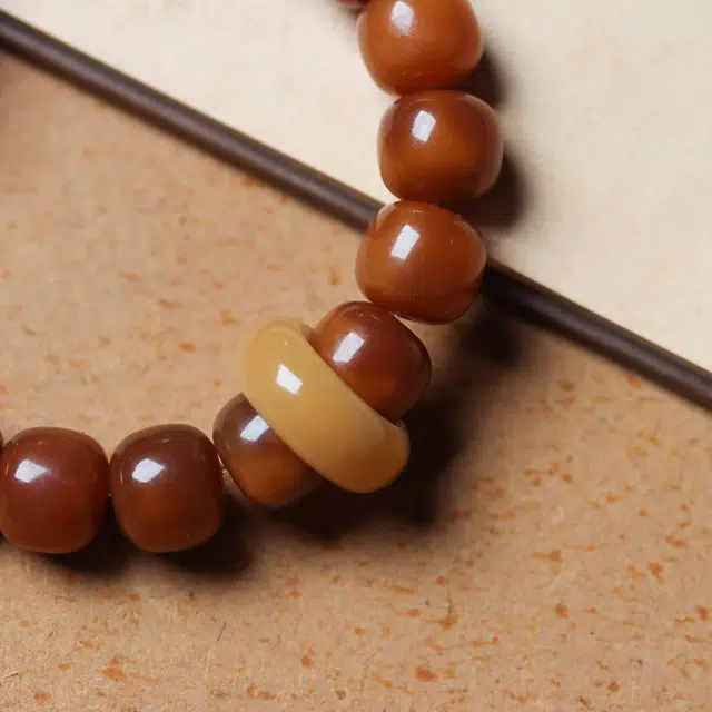 書卓 搭配古法金 念珠转运珠 五路财神民族风 招财纳福 国潮新中式 盘玩#好运 白玉菩提 手串 男女同款情侣款