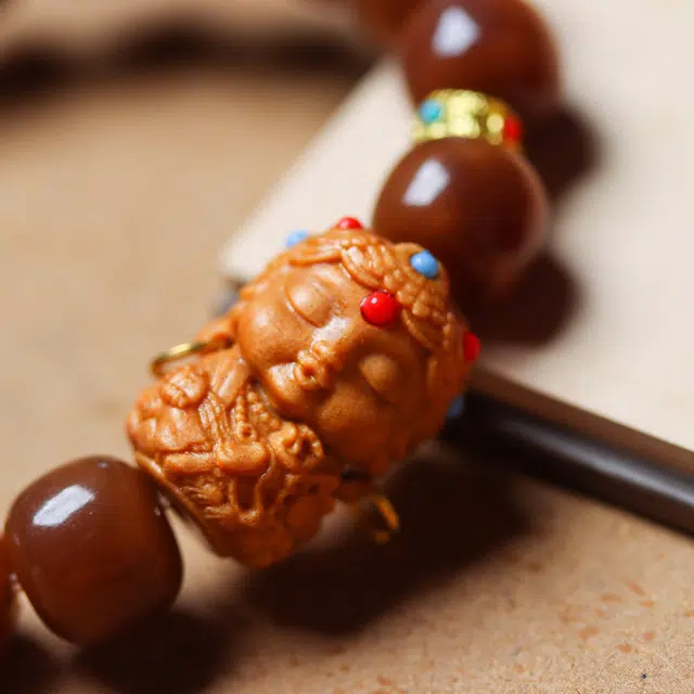 書卓 搭配古法金 念珠转运珠 五路财神民族风 招财纳福 国潮新中式 盘玩#好运 白玉菩提 手串 男女同款情侣款