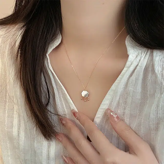 S925