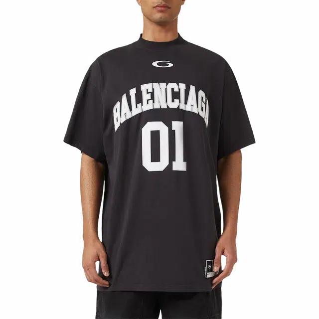 Balenciaga FW24 T