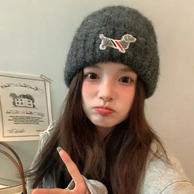 浪莎 小狗针织帽子女生秋冬款保暖防寒显脸小大头围毛线帽 涤纶 绒线帽 女款