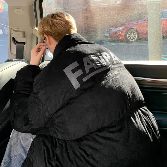 玉儿恋 美式复古高街纯色宽松落肩立领加绒加厚毛绒感面包棉服 男女同款