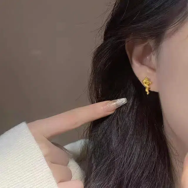 S990