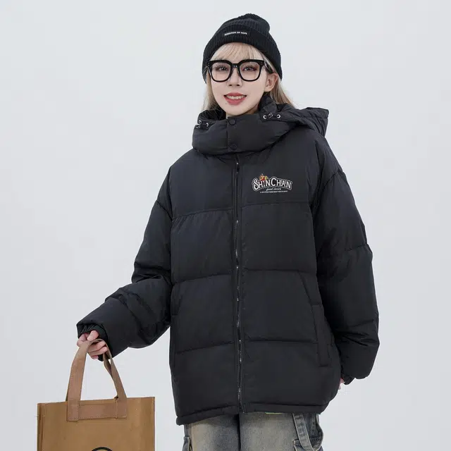 蜡笔小新 趣味卡通字母印花休闲宽松加厚保暖连帽面包羽绒服外套 男女同款