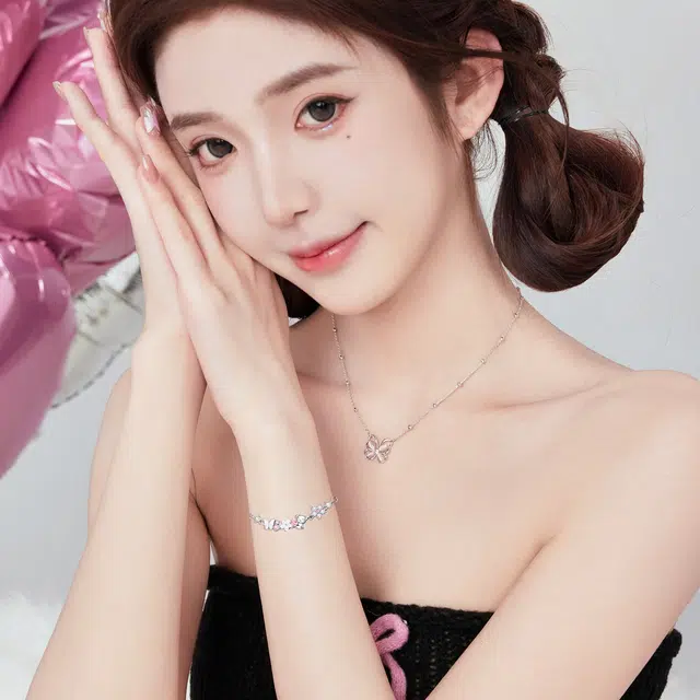 S925