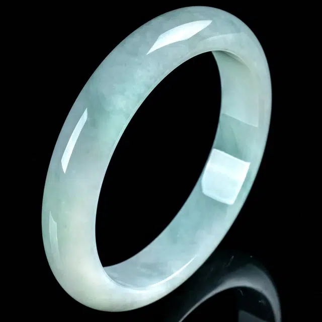 溥畔 大内径浅绿老坑飘花正圈 糯冰 翡翠手镯 女款