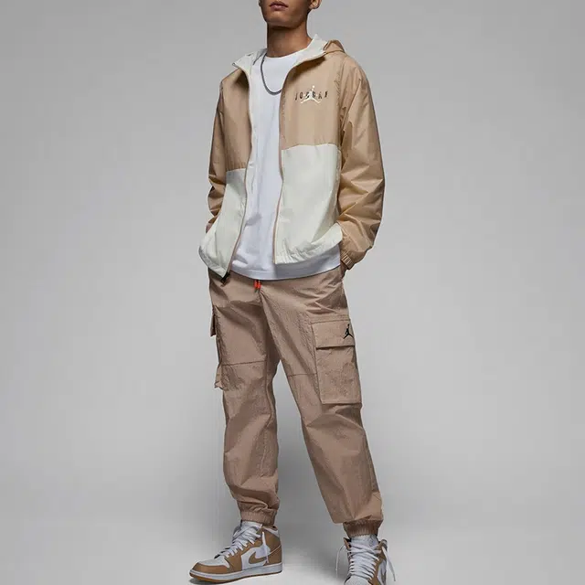 Jordan As M J Ess Hbr Woven Jacket Windbreaker Logo