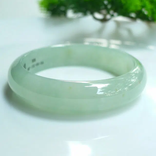 57mm 63g