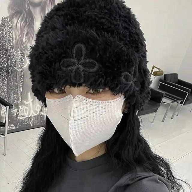 俞兆林 韩版秋冬毛绒加厚大头围保暖护耳软糥亲肤毛线显脸小 腈纶 绒线帽 男女同款情侣款