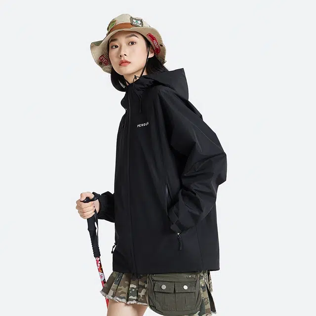 企鹅  三防运动连帽纯色字母  防水防风保暖冲锋衣 男款