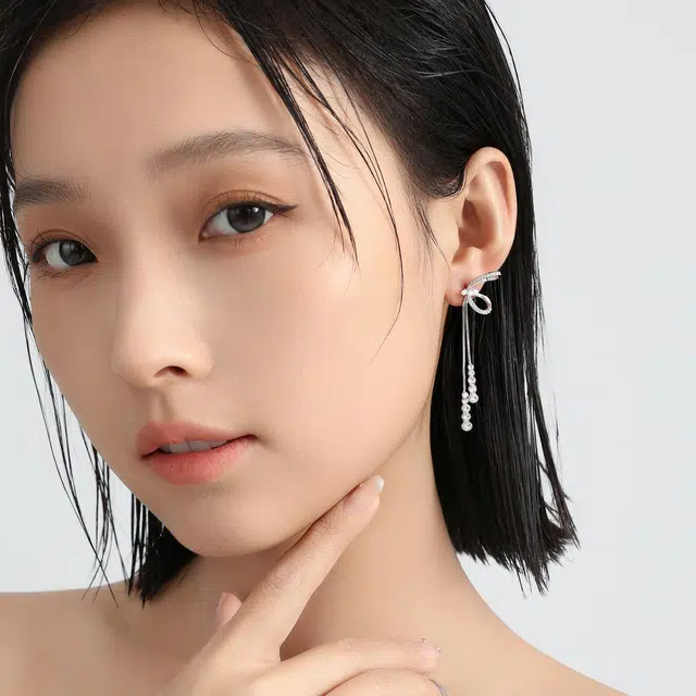 MISS XIA JWY