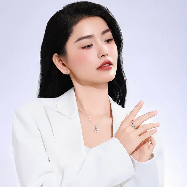 老庙 生肖灵蛇可调节指环 本命年生肖顺利好运国风 铂金 戒指 女款