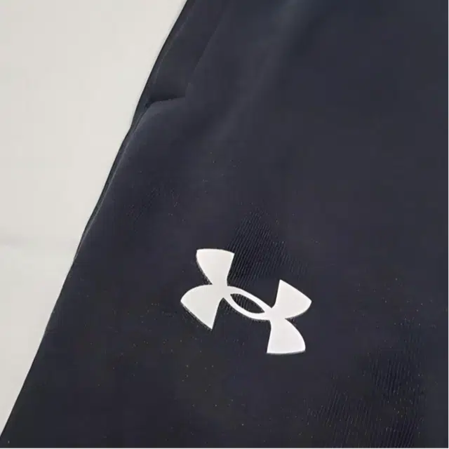Under Armour Project Rock Terry Joggers Logo