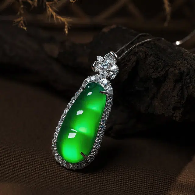 缘钰祥 小众设计感百搭平安豆轻奢高级感四季豆 玉髓 玉石项链 女款