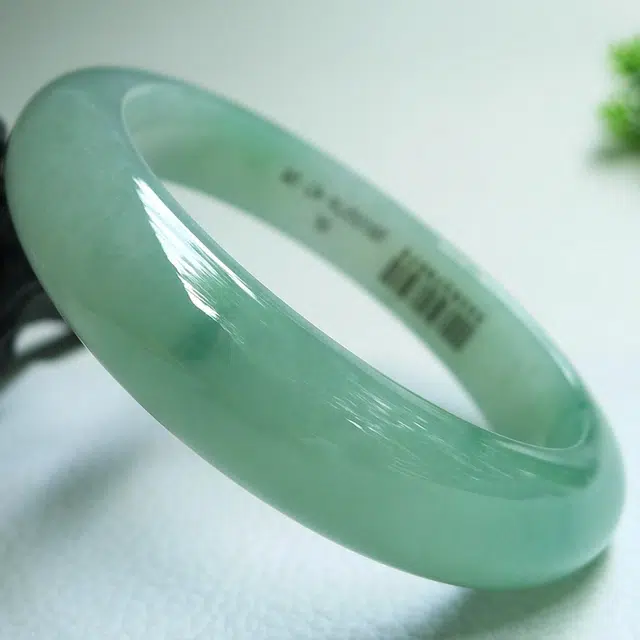 55.7mm59.66g