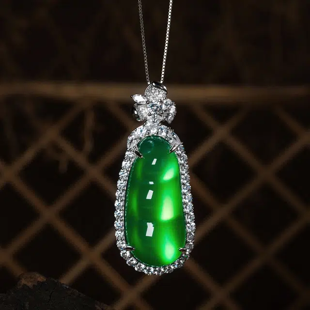 缘钰祥 小众设计感百搭平安豆轻奢高级感四季豆 玉髓 玉石项链 女款