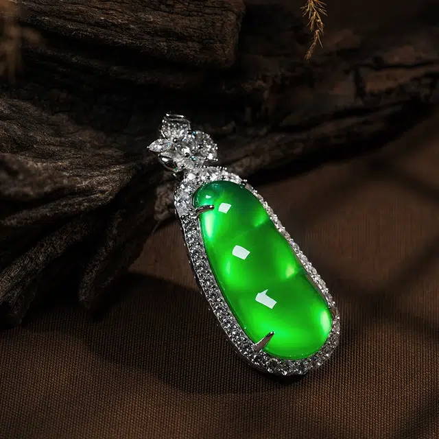 缘钰祥 小众设计感百搭平安豆轻奢高级感四季豆 玉髓 玉石项链 女款