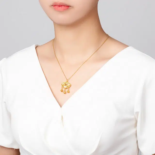 贝戈丽丝 锦鲤锁包 甜美可爱吉祥如意铃铛平安锁 新中式国风时尚精致潮流 日常穿搭#好运 足金 一口价 黄金项链 女款