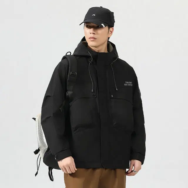 雅鹿  美式潮牌户外山系机能工装大口袋登山魔术贴三合一休闲百搭潮流  防水防风耐磨冲锋衣 男女同款 曜石黑