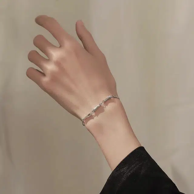 S925