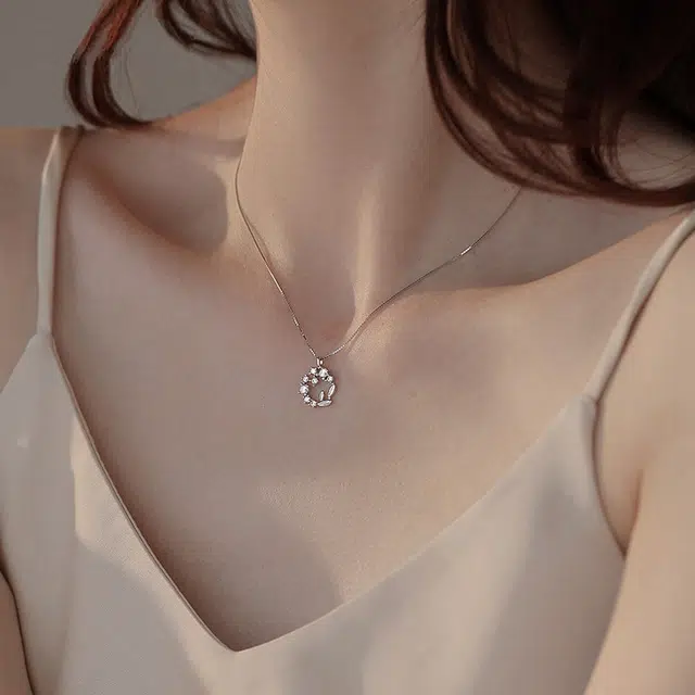 S925