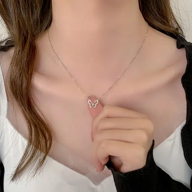 S925