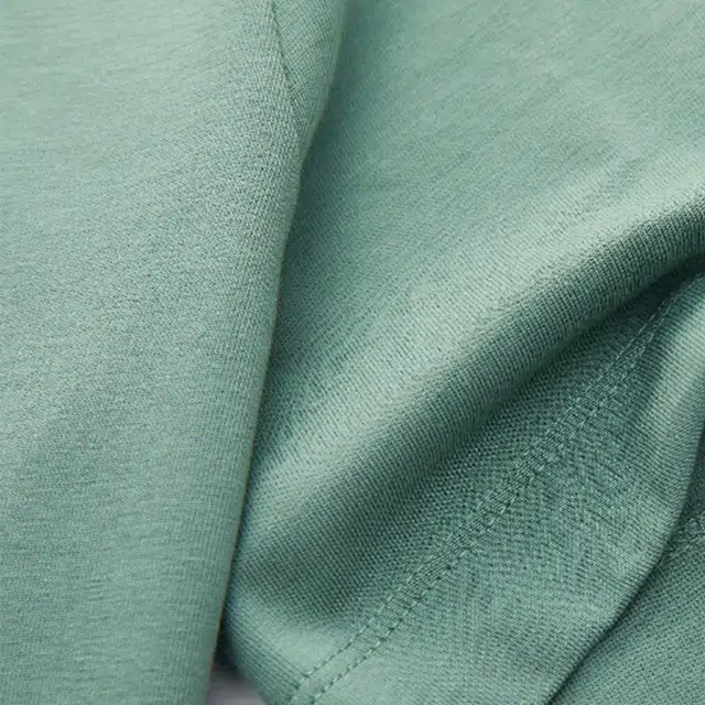 CORNELIANI T