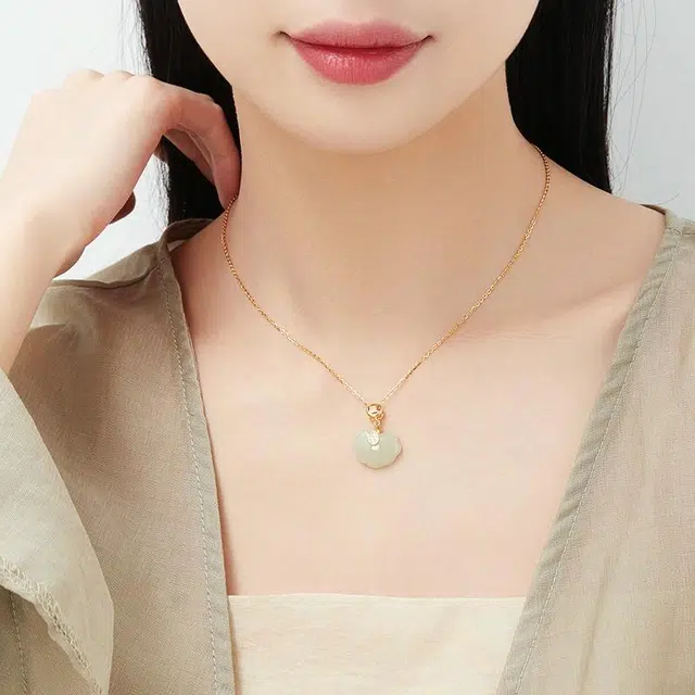 S925