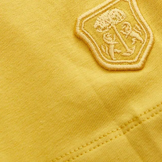 CORNELIANI T