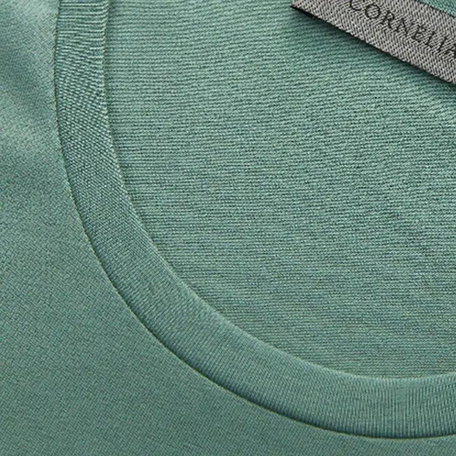 CORNELIANI T