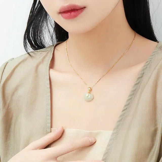 S925