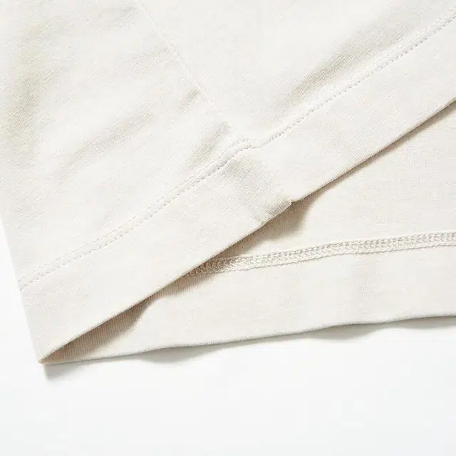 CORNELIANI T