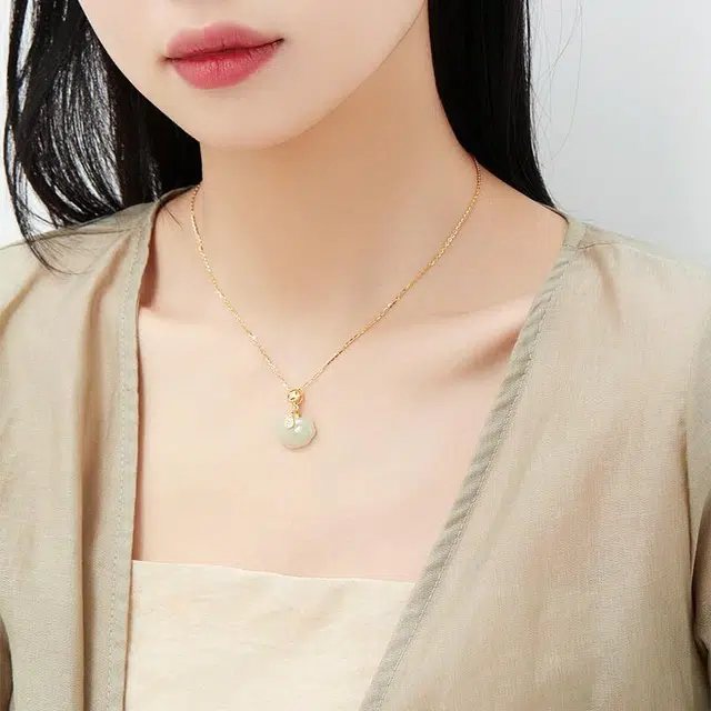 S925