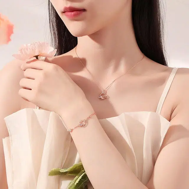 S925